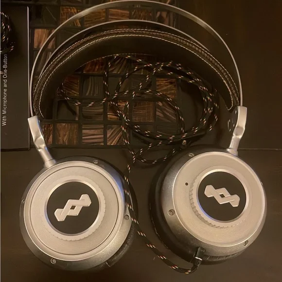 House of Marley Destiny TTR Headphones - Picture 2 of 6